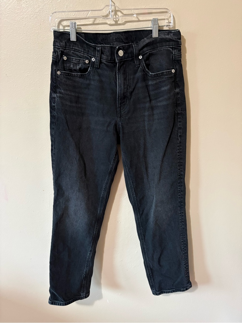 American Eagle Super High Rise Ankle Straight Jeans Womens size 6 black